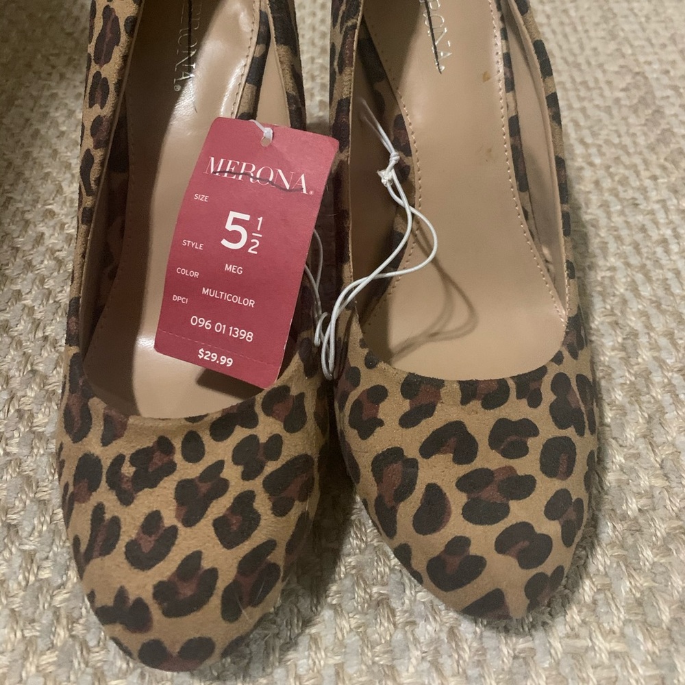 leopard heels - Picture 2 of 2